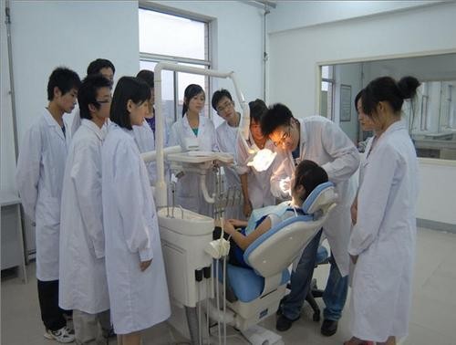 初中生学习口腔专业前途好不好? 初中生学习口腔专业前途好不好?